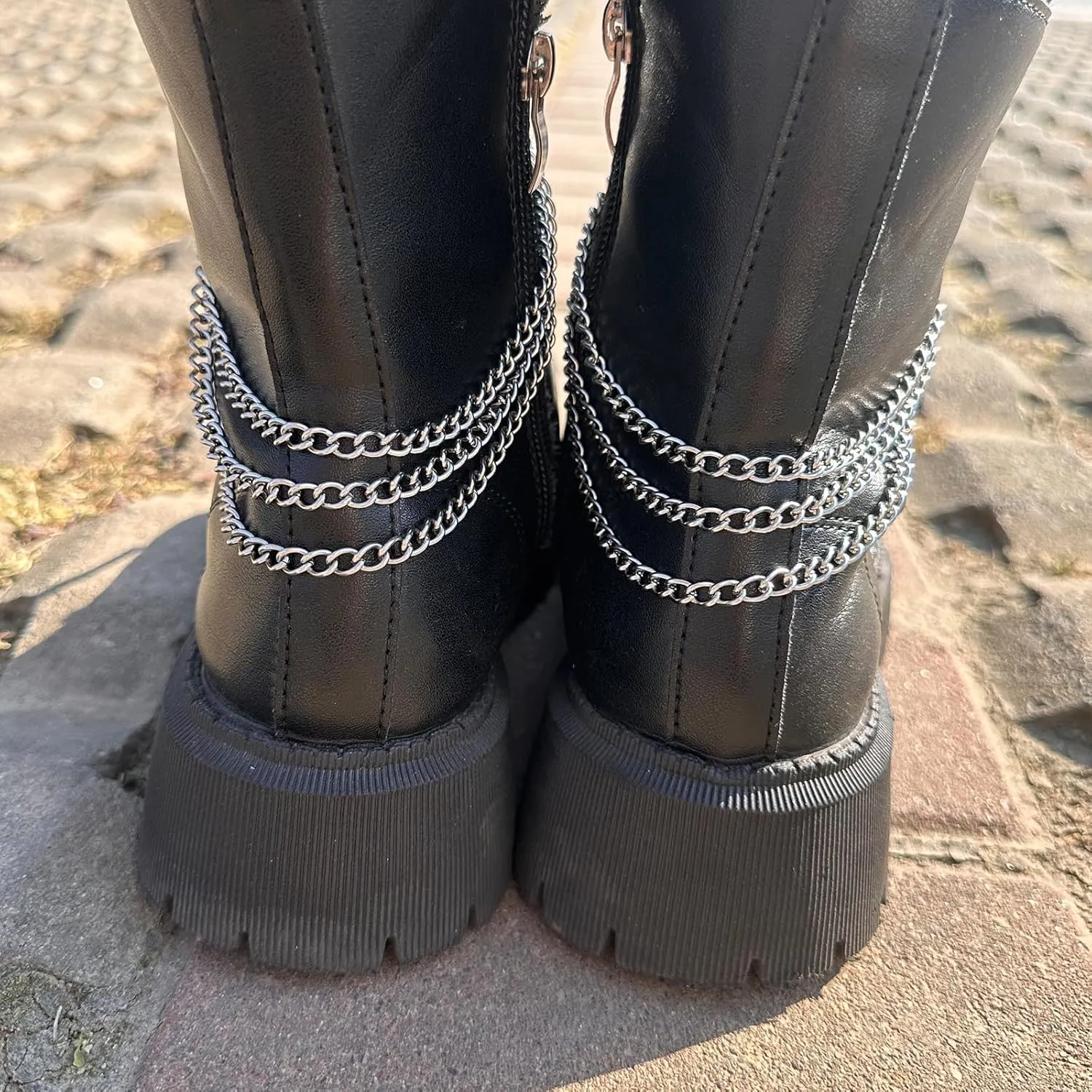 2PCS Shoe Charms Chain Shoelace Chains DIY Punk Shoe Accessories Decoration for Boot Sneaker Bag Handbags Pants Chain Keychain Cool Party for Girl Women