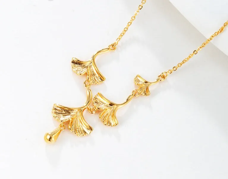 Jewelry Sansheng apricot necklace women's brass gold-plated summer niche high-end ginkgo leaf pendant clavicle chain