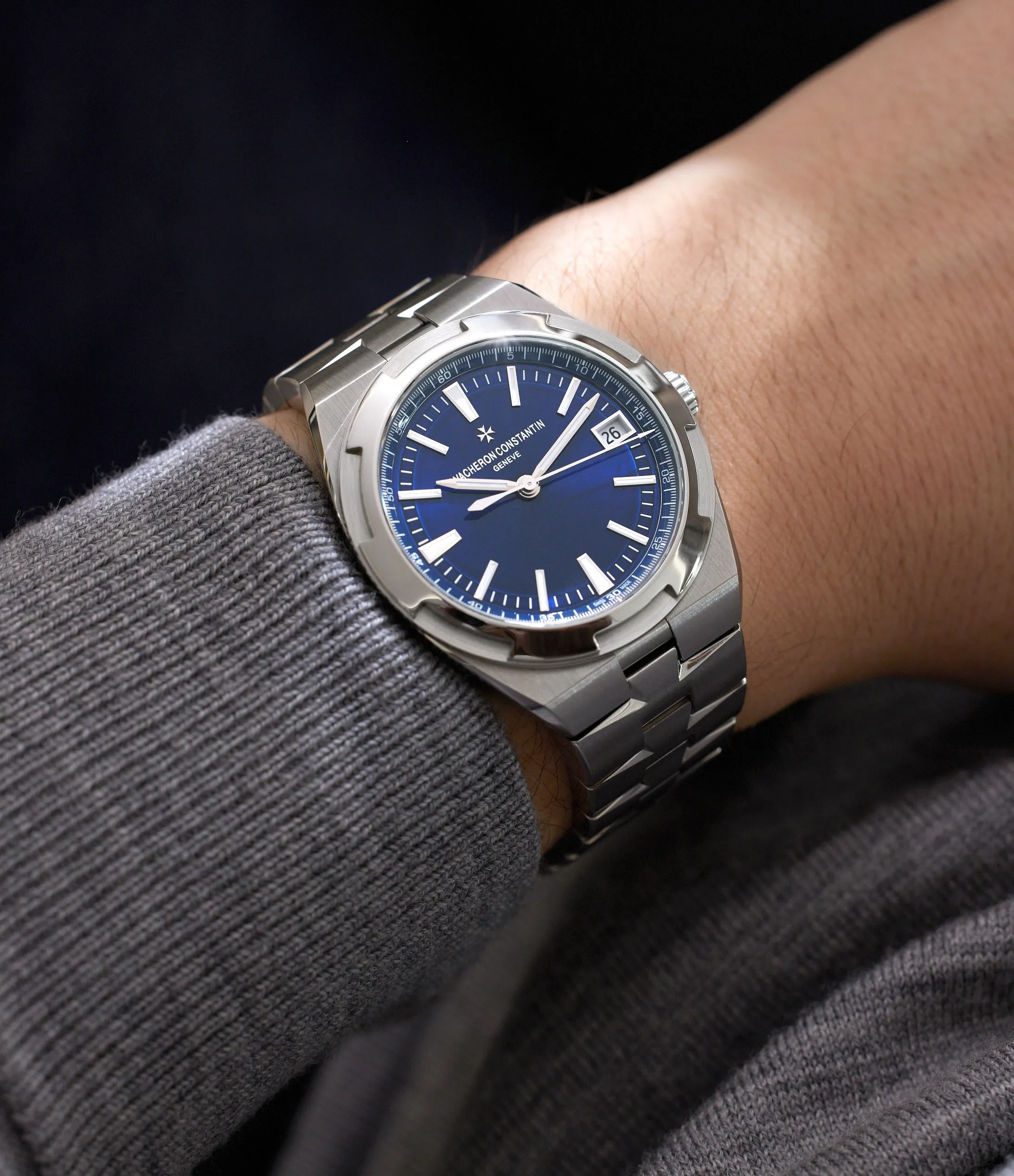 Overseas | 4500V | Stainless Steel