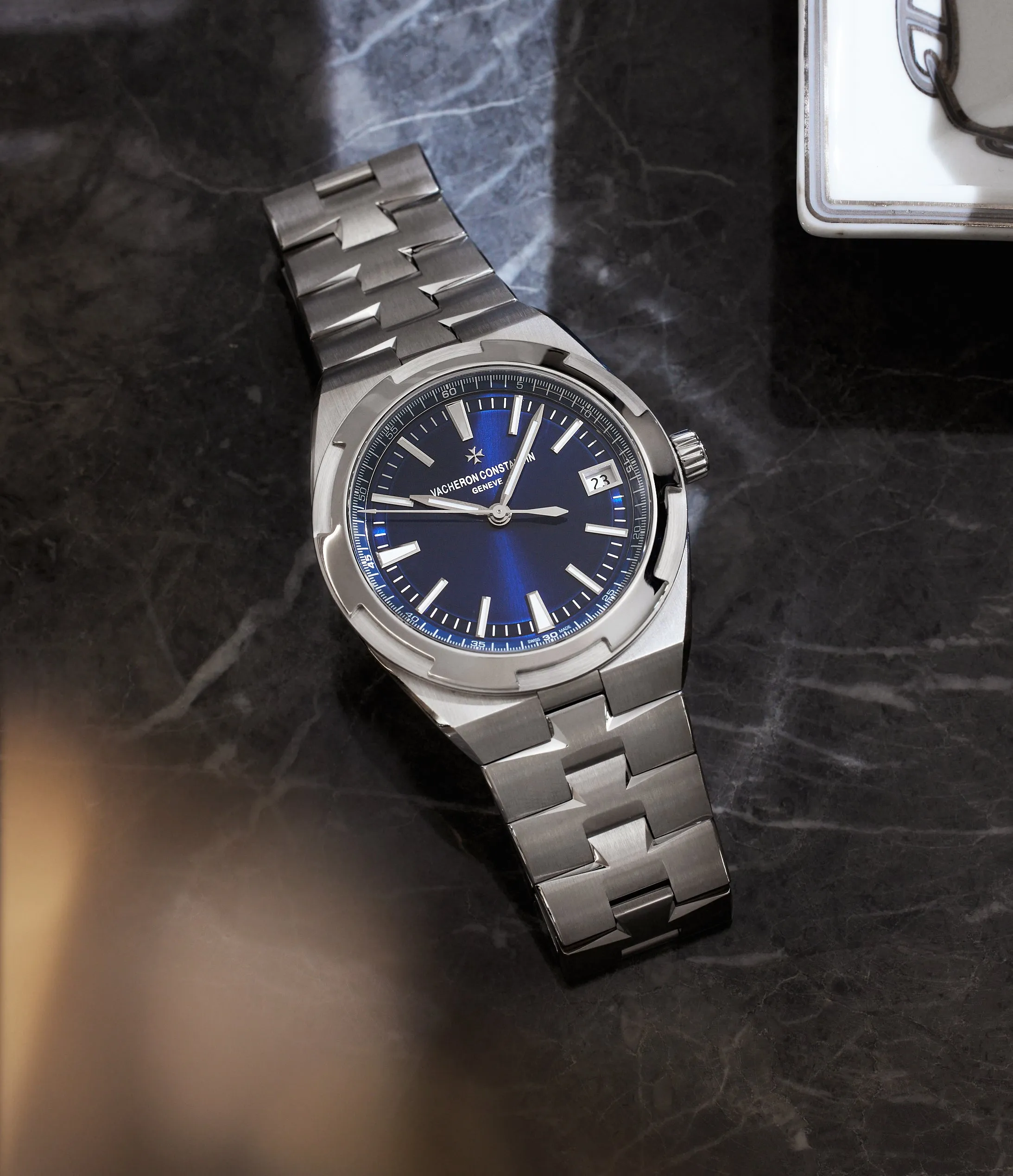 Overseas | 4500V | Stainless Steel