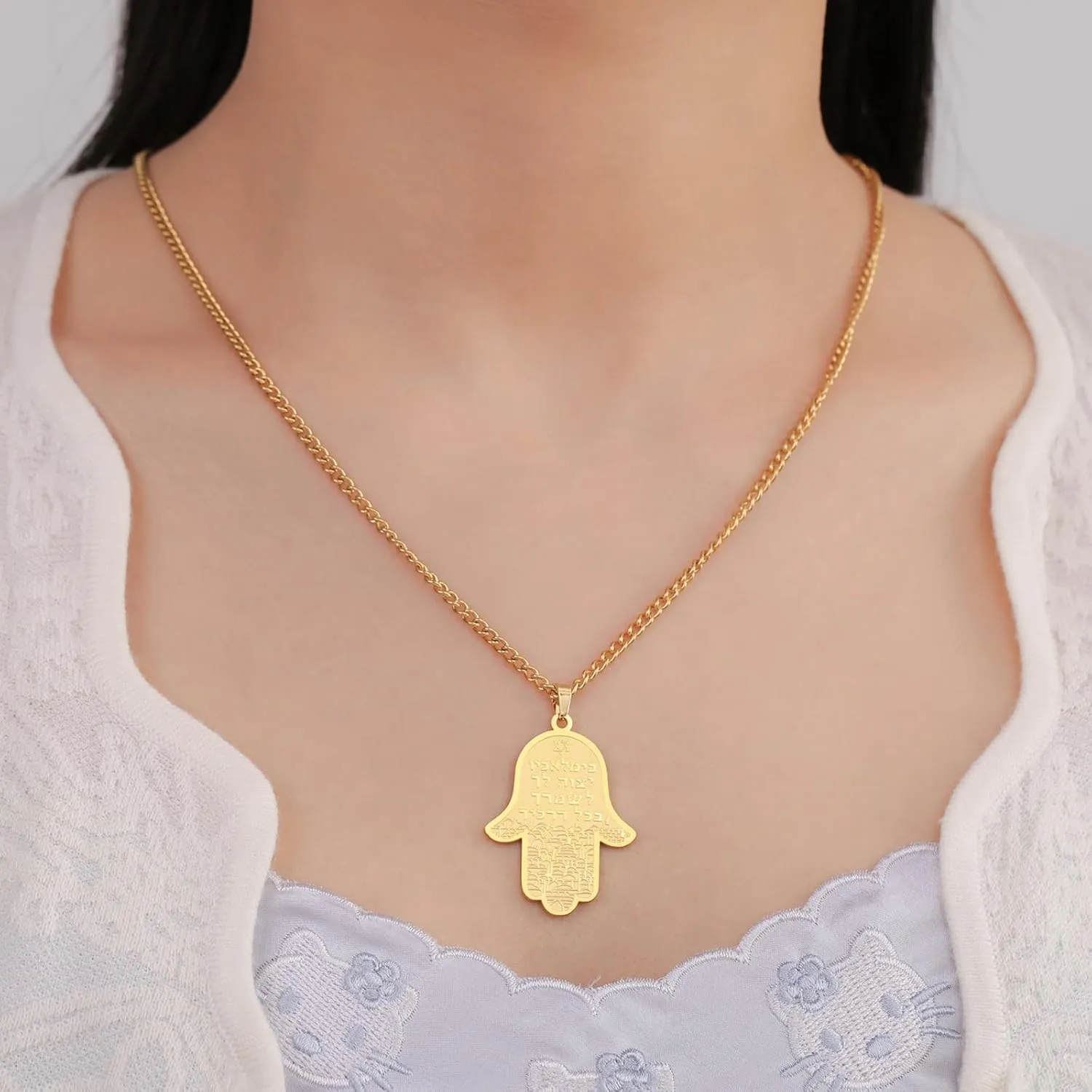 VASSAGO Hamsa Hand of Fatima Necklace Jewish Star of David Necklace for Women Men Stainless Steel Hebrew Amulet Symbol Jewelry Gift